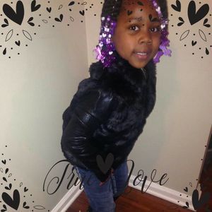 Meet your Posher, Mansour